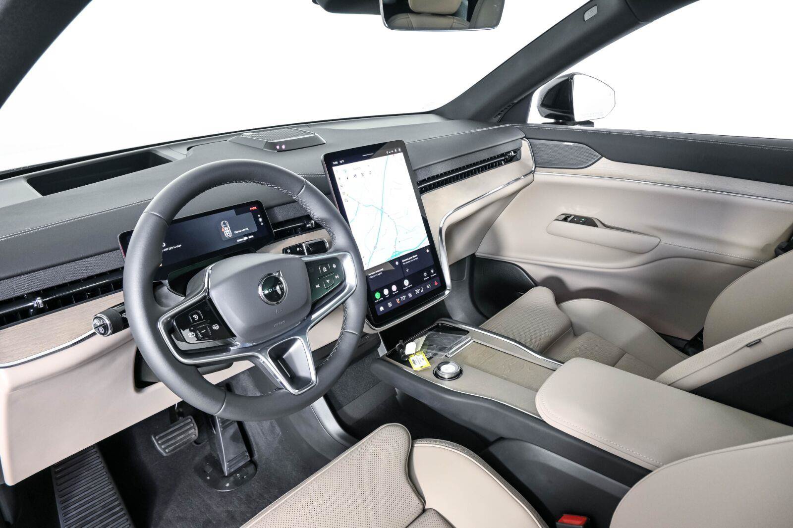 Certified 2025 Volvo EX90 Ultra AWD/4WD image 5