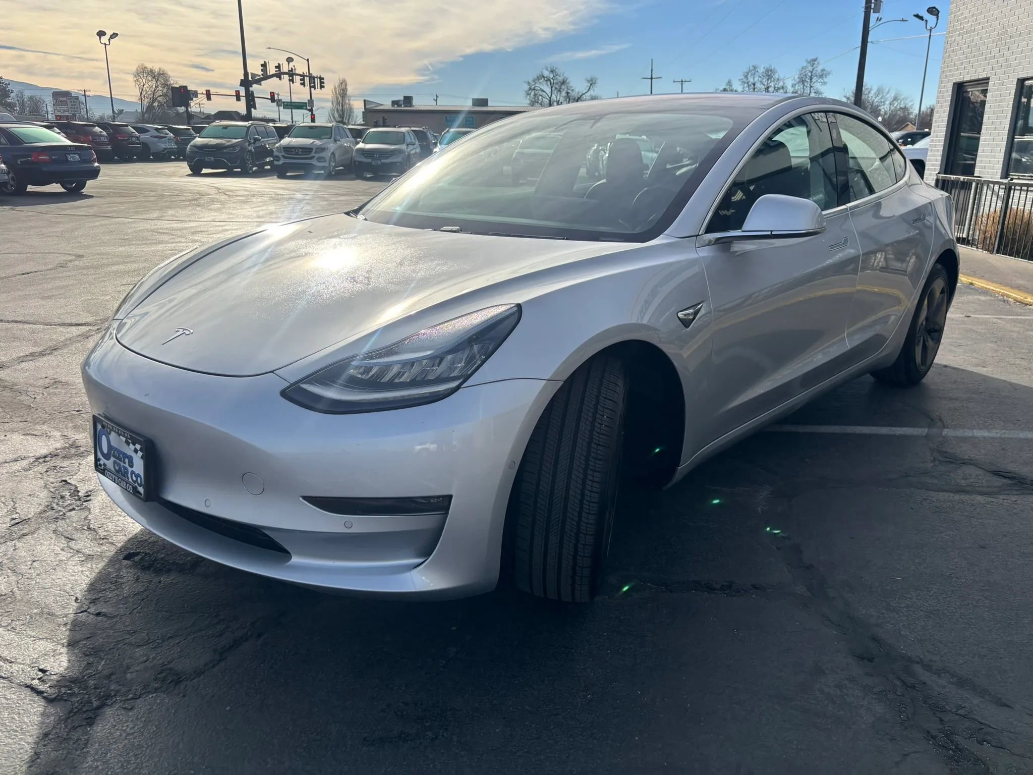 Used 2018 Tesla Model 3 Long Range image 3