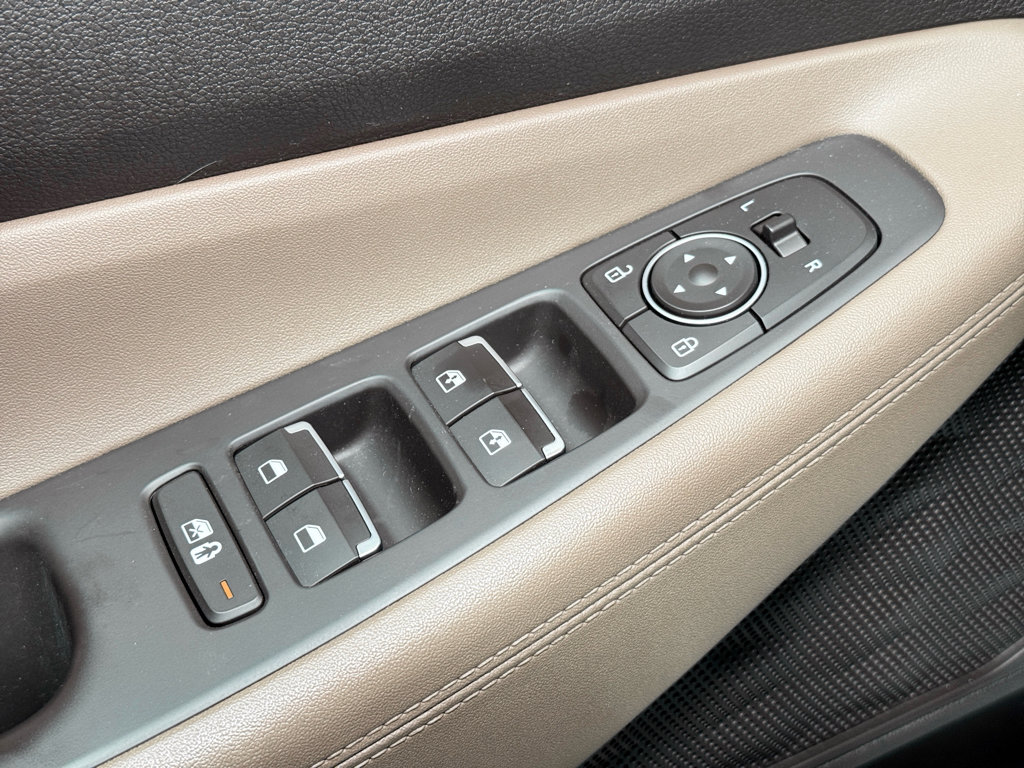 Used 2022 Hyundai Santa Fe SEL Convenience AWD/4WD image 8