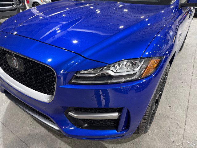 Used 2020 Jaguar F-PACE R-Sport image 32