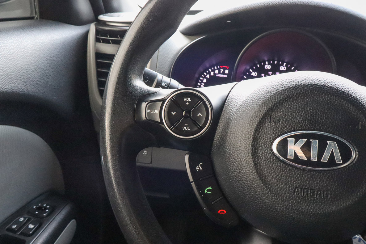 Used 2016 Kia Soul FWD image 24