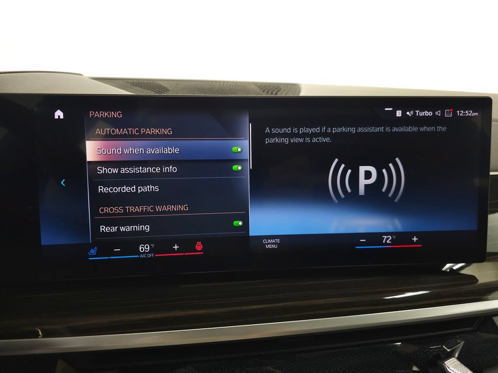 Used 2023 BMW X7 xDrive40i w/ M Sport Package AWD/4WD image 28
