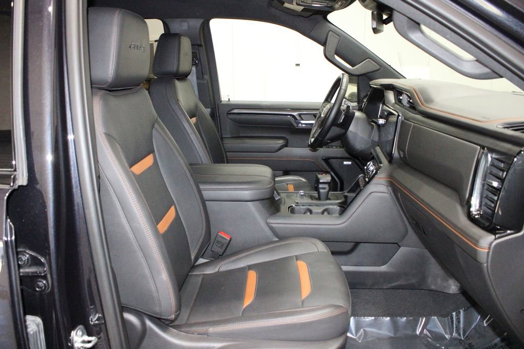 Used 2023 GMC Sierra 1500 AT4 w/ AT4 Preferred Package image 17