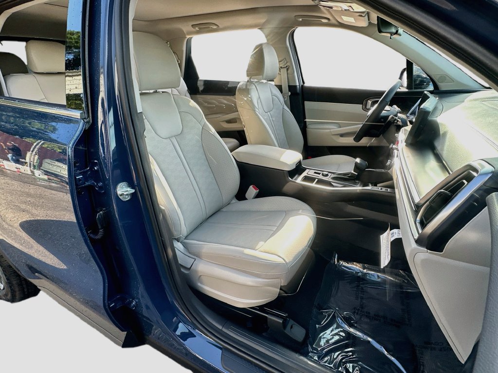 New 2026 Kia Sorento S FWD image 28