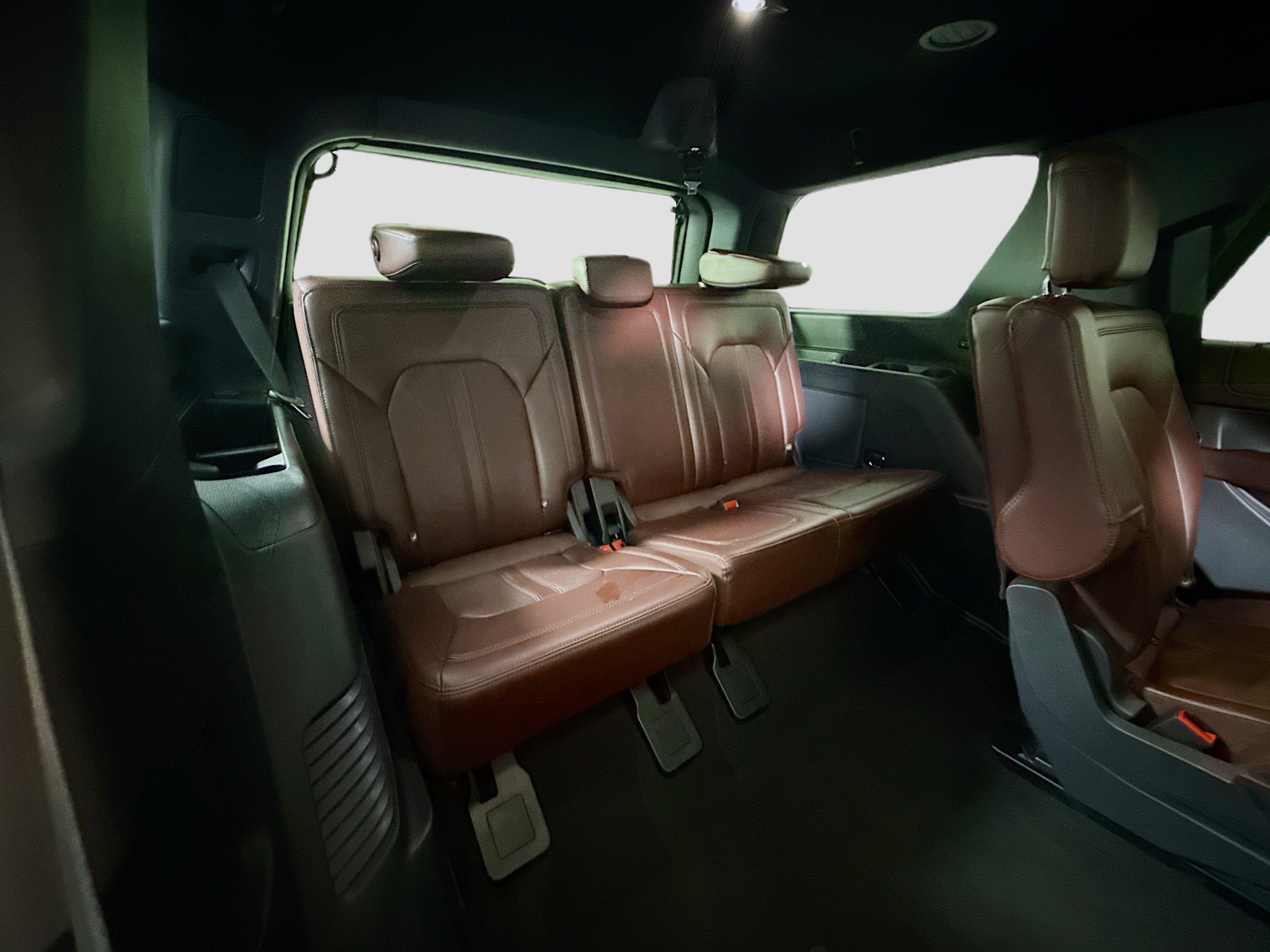 Used 2023 Ford Expedition Limited AWD/4WD image 43