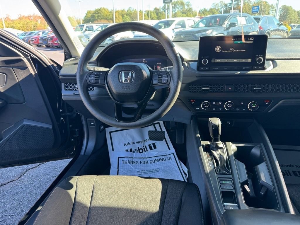 Used 2025 Honda Accord SE image 12