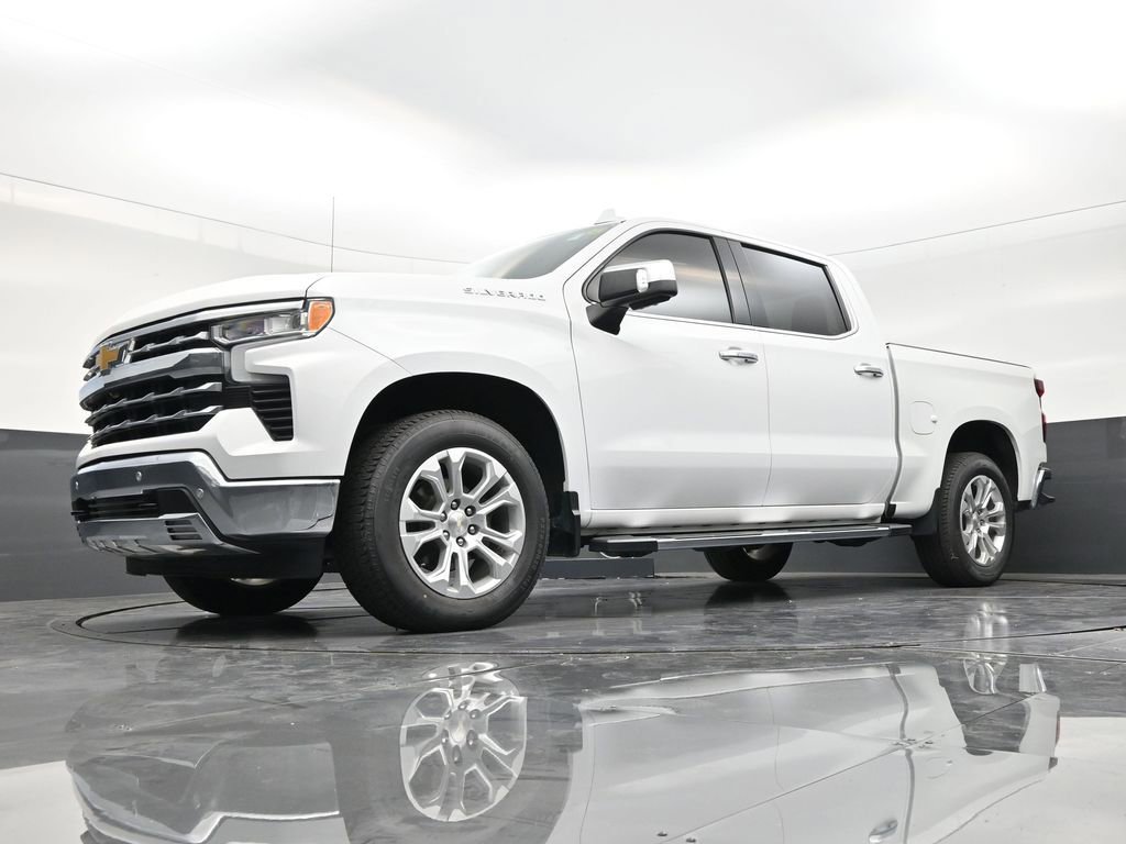 Used 2022 Chevrolet Silverado 1500 LTZ RWD image 24