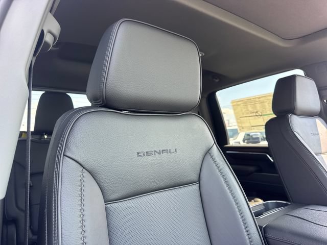 New 2026 GMC Sierra 2500 Denali w/ Denali Reserve Package AWD/4WD image 30