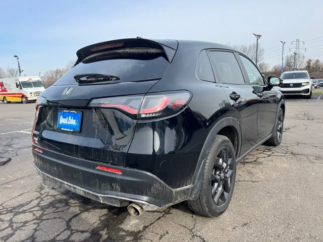 Used 2023 Honda HR-V Sport image 2