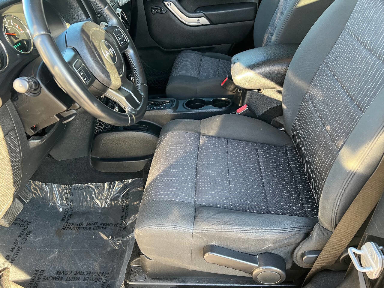 Used 2011 Jeep Wrangler Sahara image 18