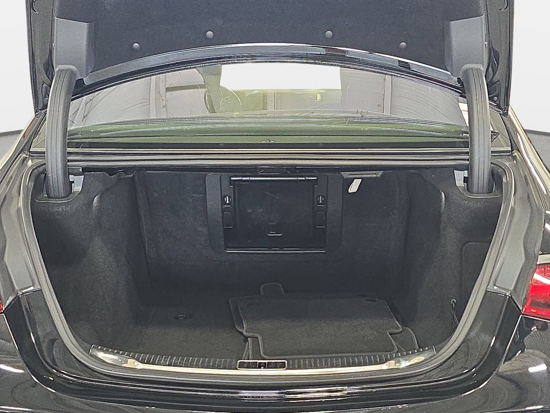 Certified 2022 Mercedes-Benz S 580 4MATIC Sedan image 12