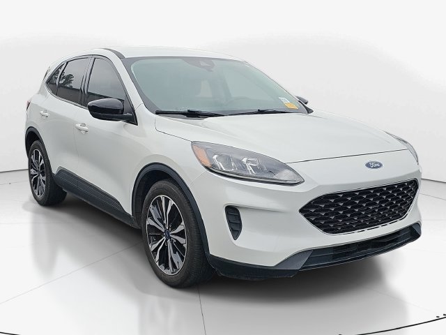Certified 2022 Ford Escape SE w/ SE Sport Appearance Package