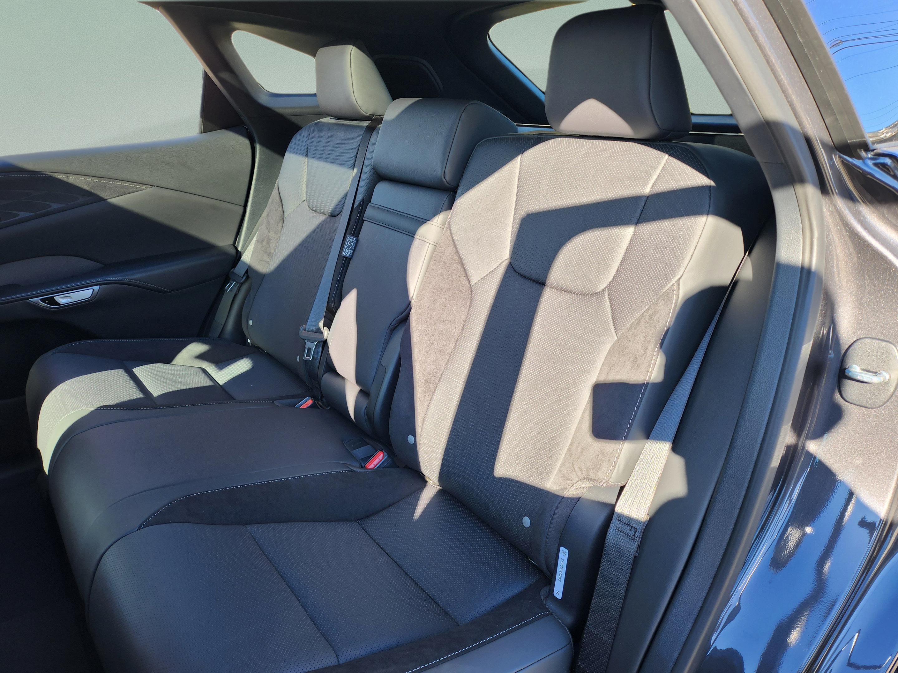 New 2026 Lexus RX 500h F Sport w/ Convenience Package AWD/4WD image 22