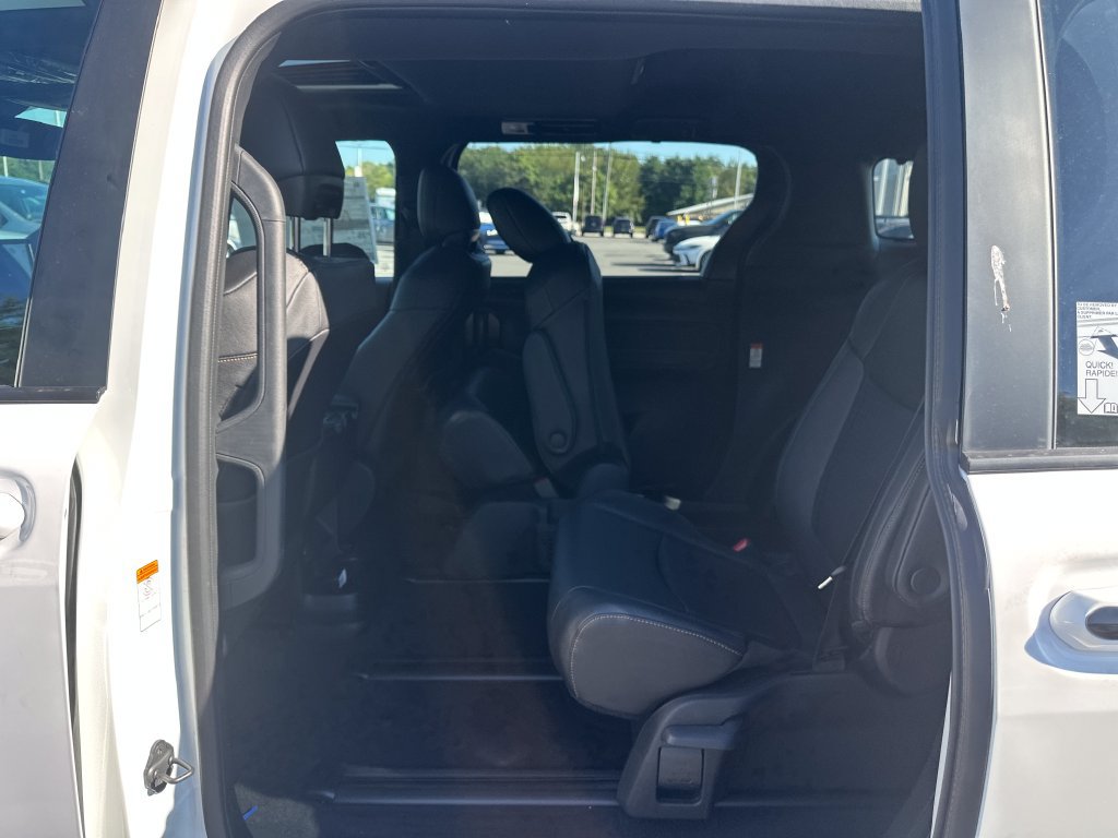 New 2026 Toyota Sienna XLE Woodland Edition AWD/4WD image 17