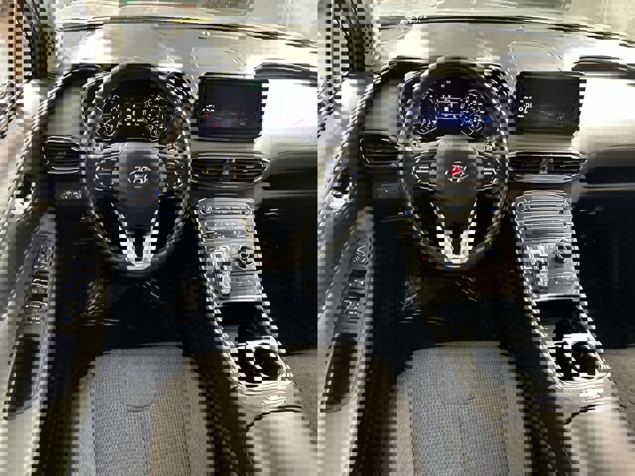 Used 2023 Hyundai Santa Fe SEL image 22