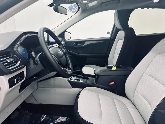 New 2026 Ford Escape Active w/ Cold Weather Package image 23