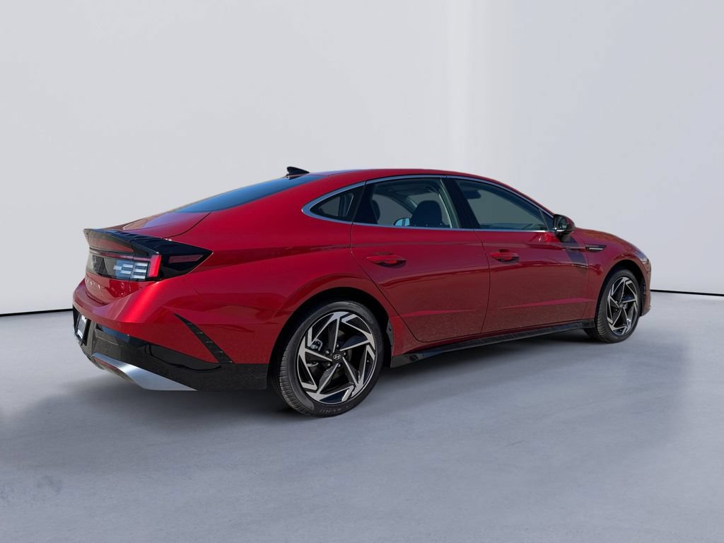 New 2026 Hyundai Sonata SEL FWD image 3