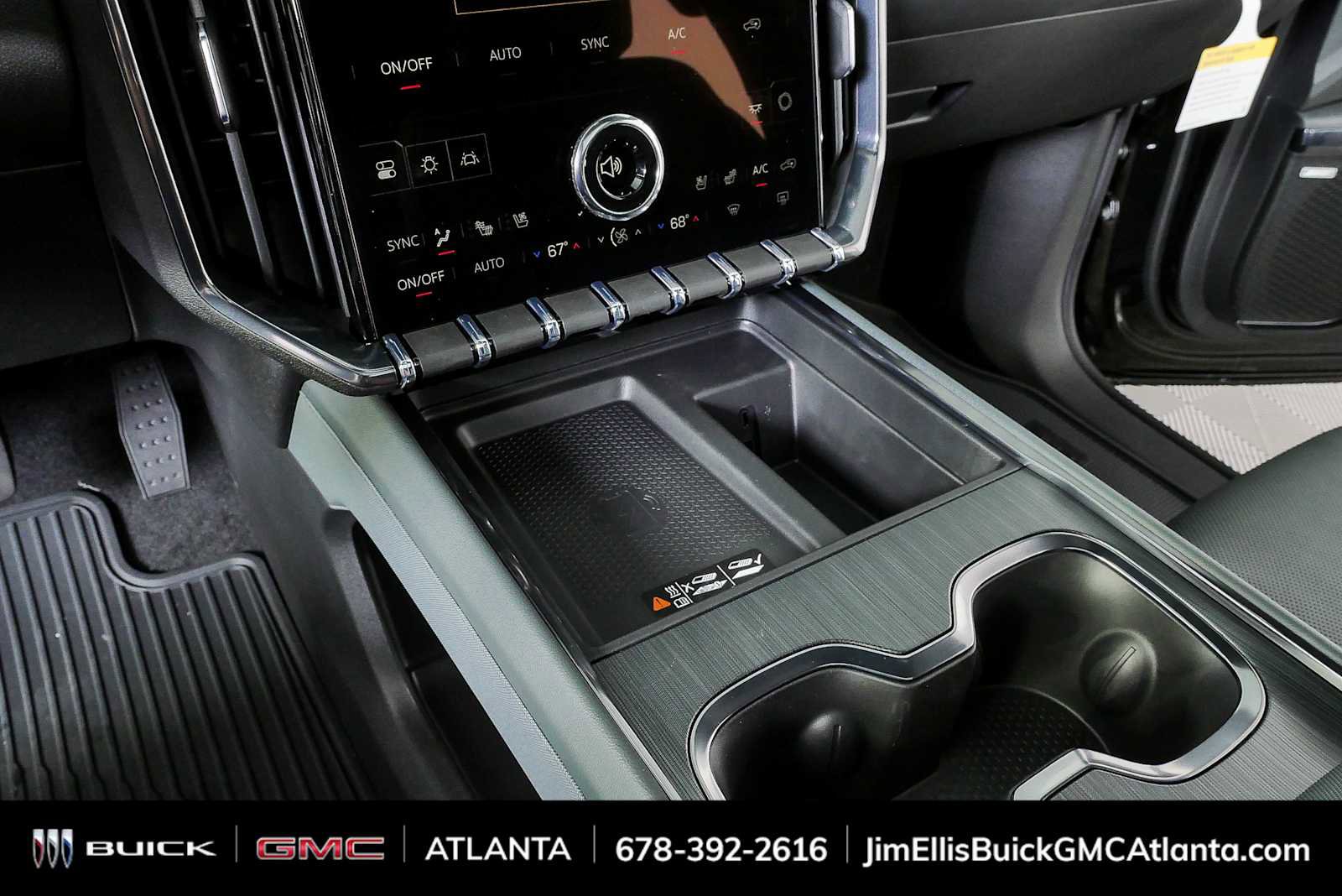 New 2026 GMC Acadia AT4 w/ Luxury Package AWD/4WD image 18
