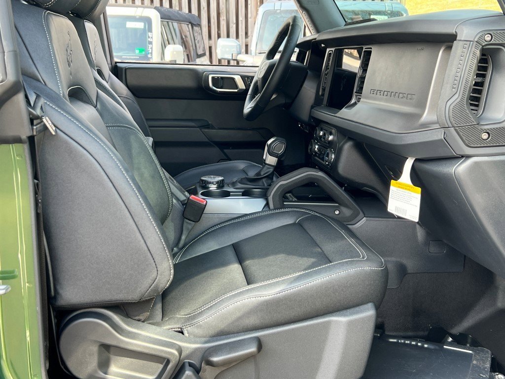 New 2025 Ford Bronco Badlands w/ Sasquatch Package image 7