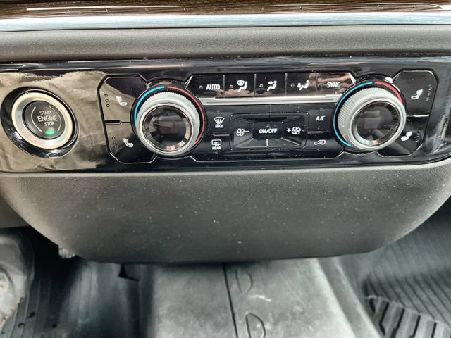 Certified 2022 Chevrolet Silverado 1500 RST AWD/4WD image 17