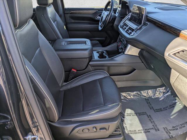 Used 2023 Chevrolet Suburban Premier image 20