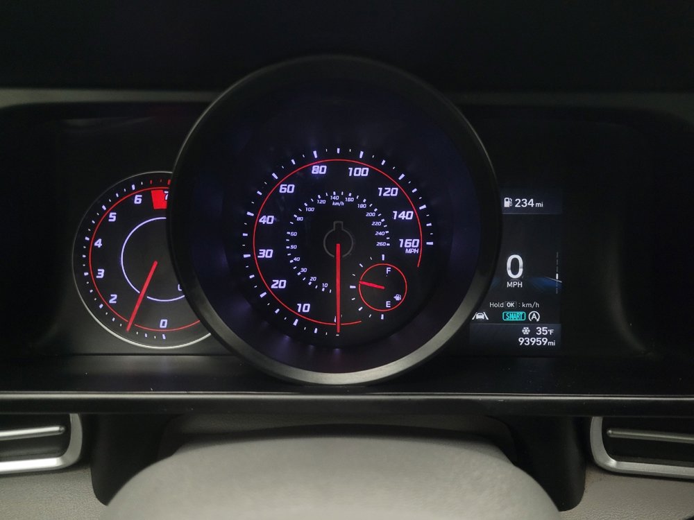 Used 2021 Hyundai Elantra SE w/ Cargo Package image 23