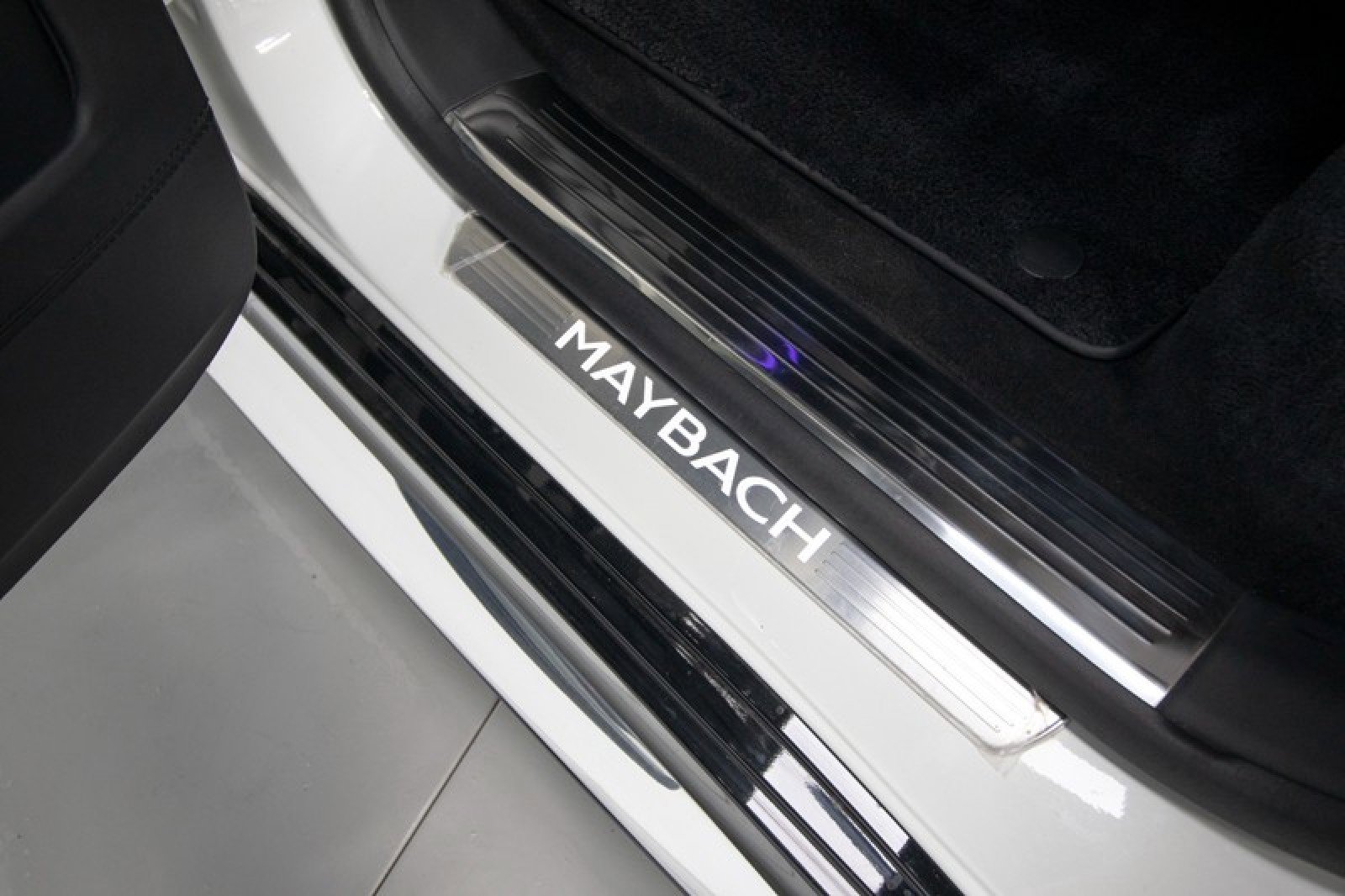 Used 2024 Mercedes-Benz Maybach GLS 600 4MATIC image 44