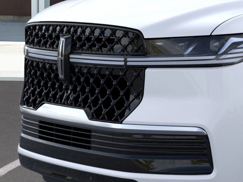 New 2025 Lincoln Navigator L Reserve w/ Jet Appearance Package image 17