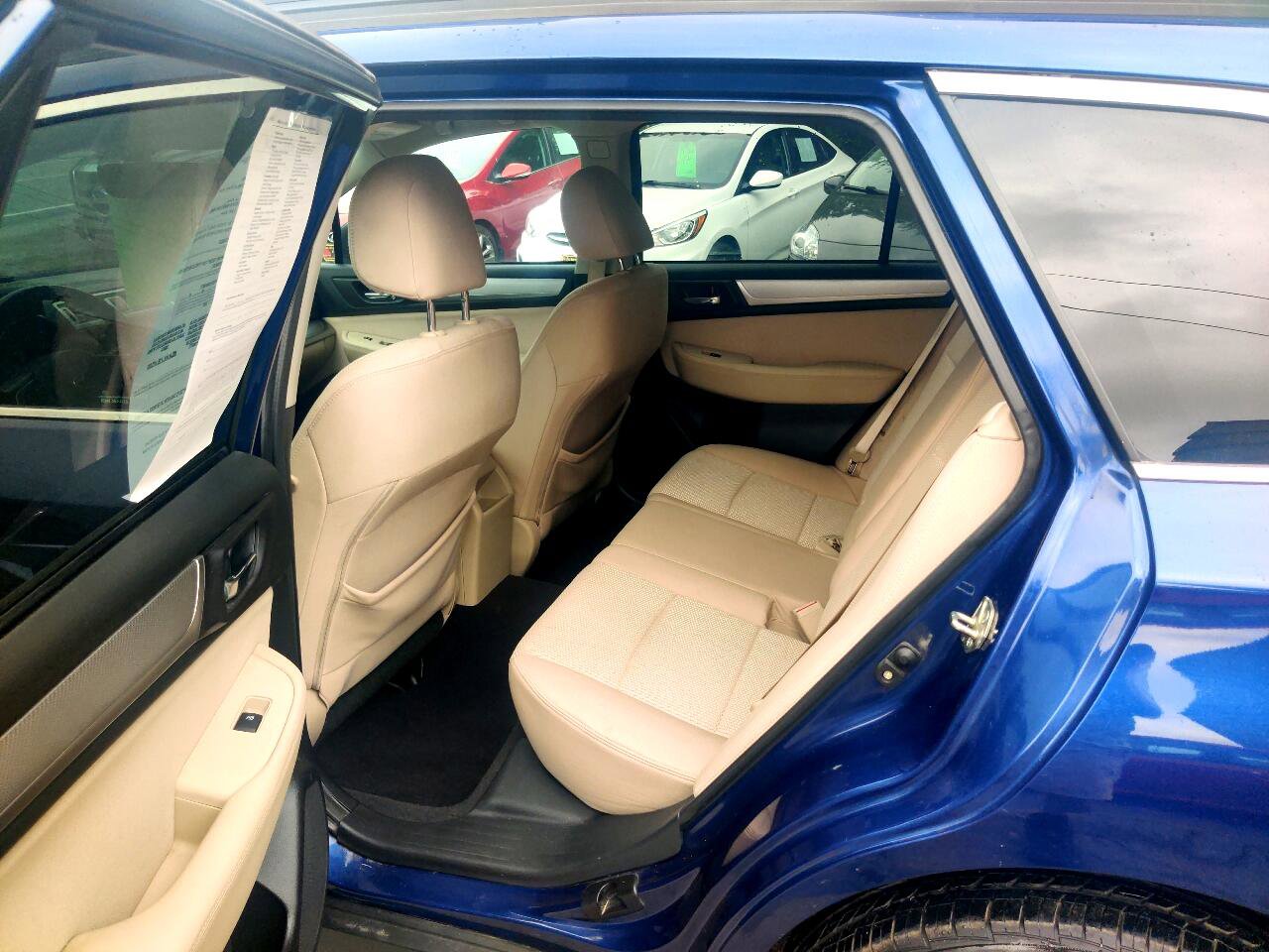 Used 2017 Subaru Outback 2.5i Premium image 12