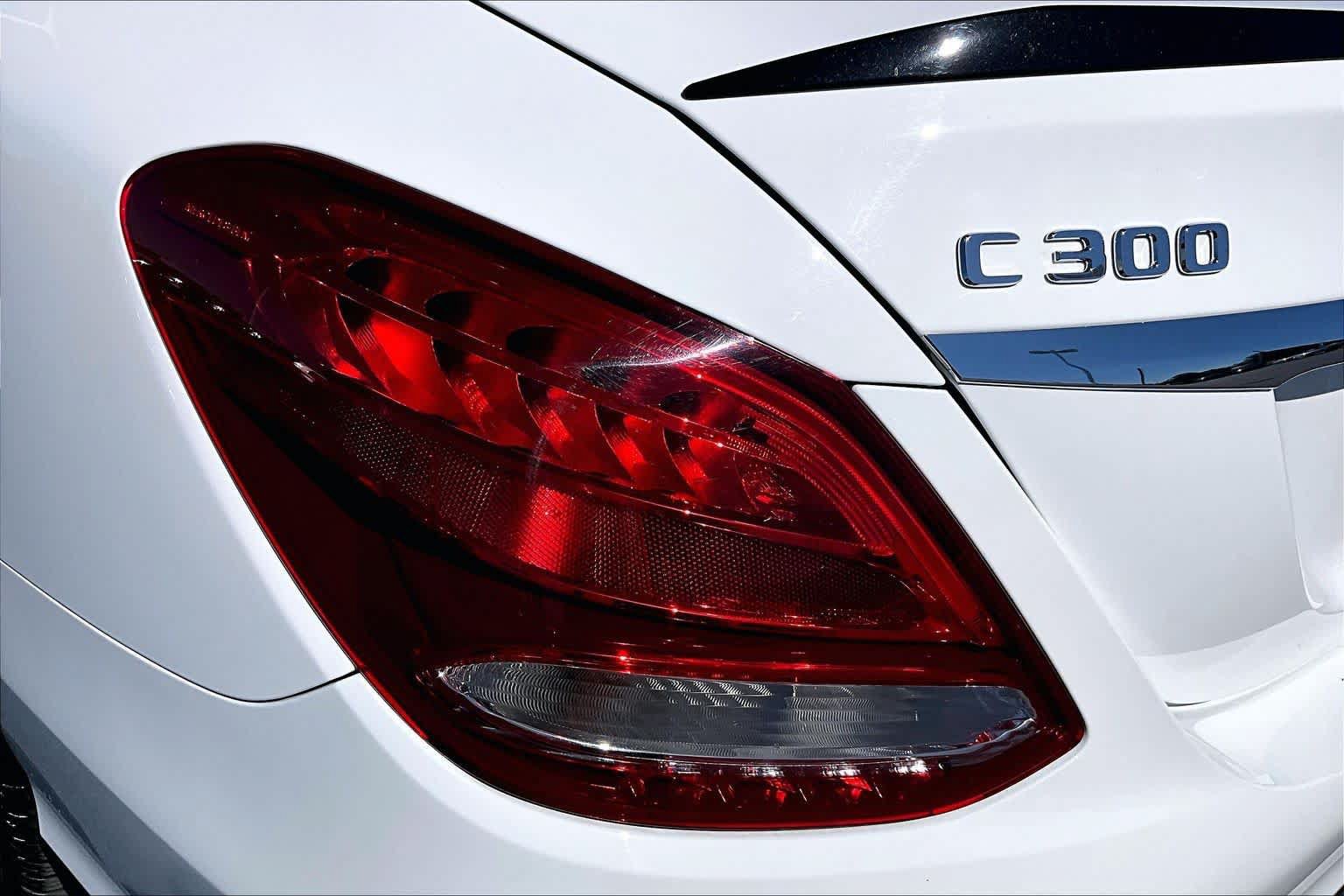 Used 2017 Mercedes-Benz C 300 4MATIC Sedan image 28