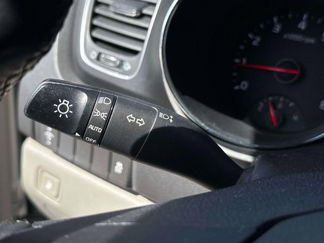 Used 2017 Kia Sedona LX w/ LX Essentials Premium Package image 28