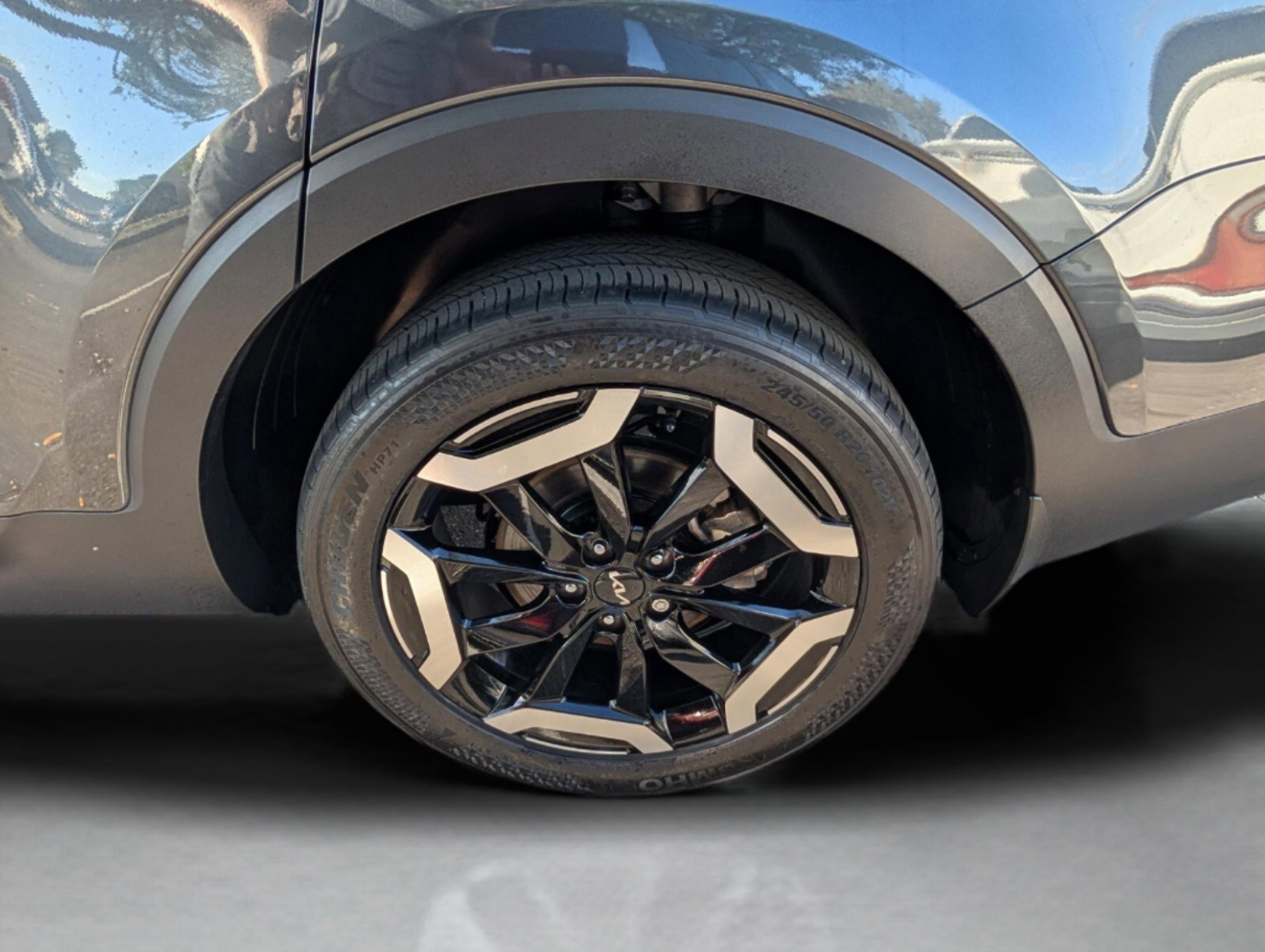 Certified 2024 Kia Telluride S w/ S Sunroof Package image 18