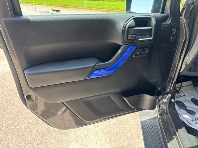Used 2014 Jeep Wrangler Unlimited Sport w/ Quick Order Package 24S AWD/4WD image 15