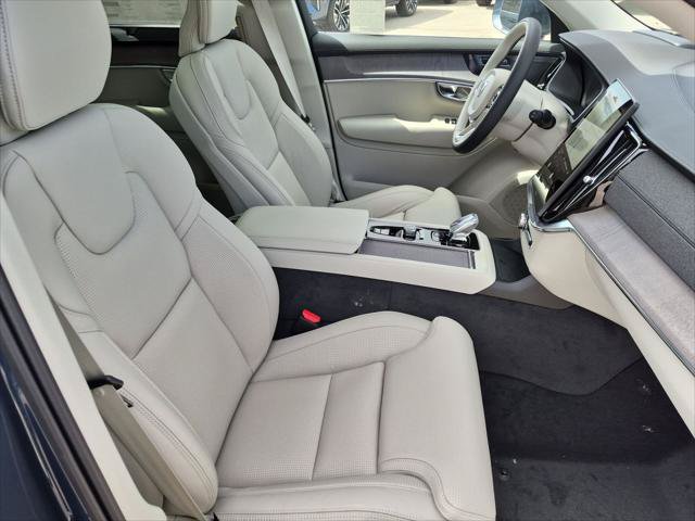 New 2026 Volvo XC90 T8 Ultra w/ Protection Package Premier AWD/4WD image 14