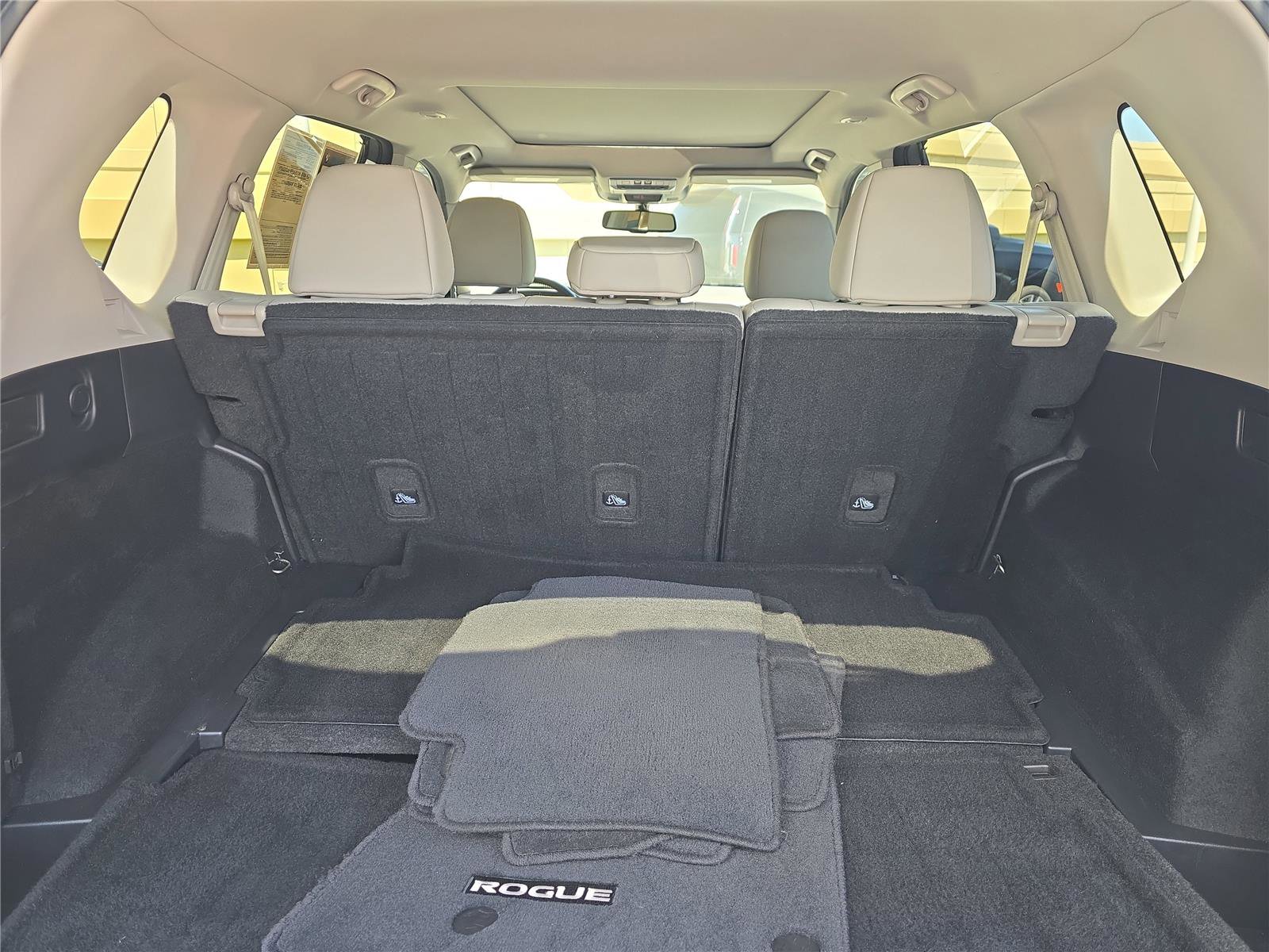 Used 2021 Nissan Rogue SL w/ Premium Package FWD image 9