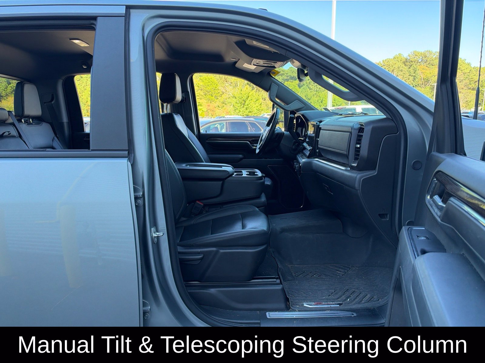 Used 2024 Chevrolet Silverado 2500 LT AWD/4WD image 35