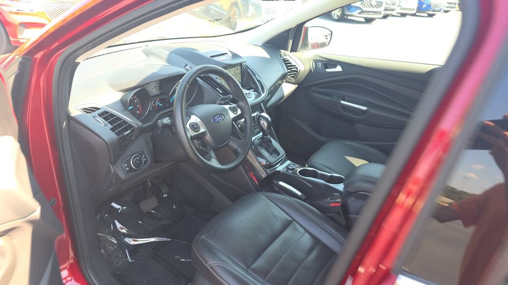 Used 2016 Ford Escape Titanium FWD image 23