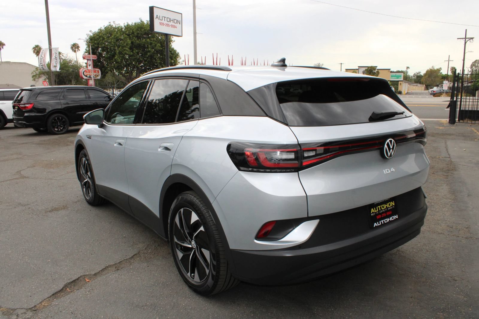 Used 2021 Volkswagen ID.4 Pro RWD image 36