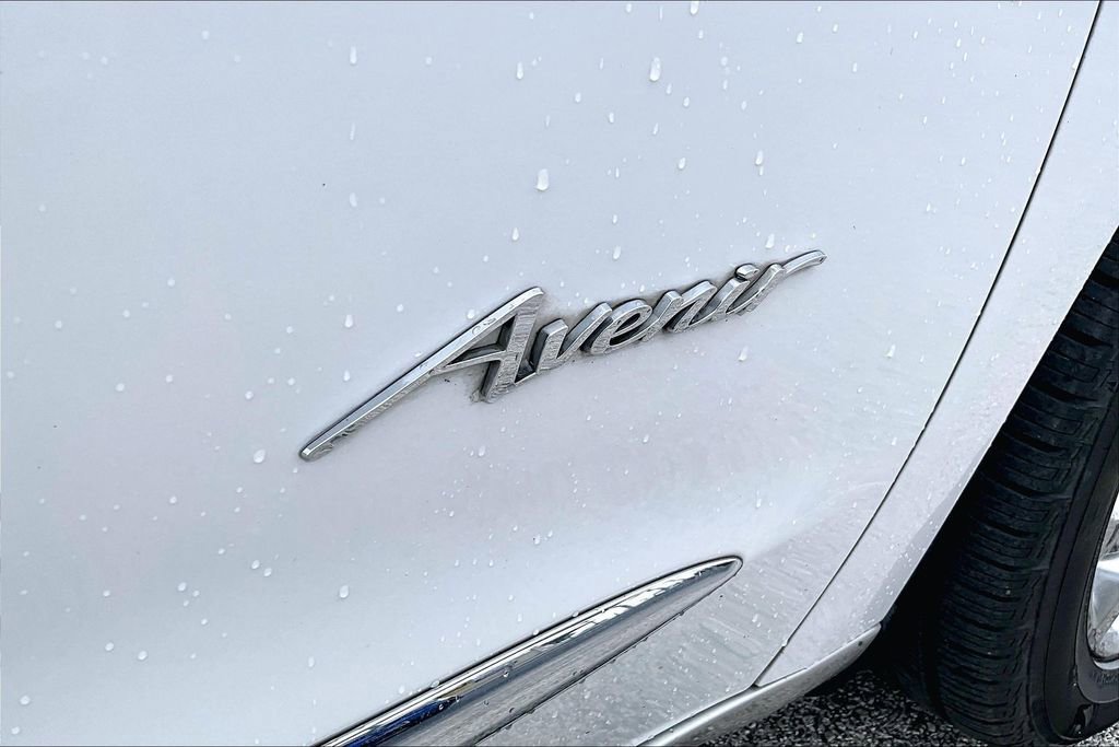 Used 2019 Buick Enclave Avenir w/ Avenir Technology Package FWD image 7