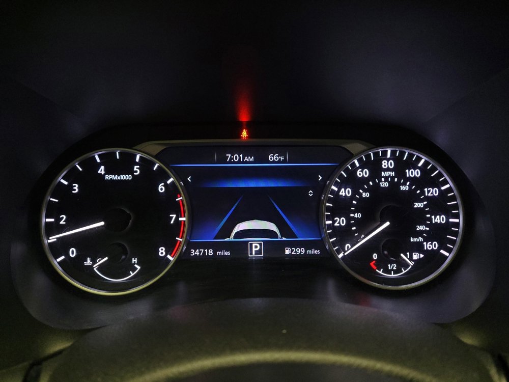 Used 2024 Nissan Sentra SV image 23