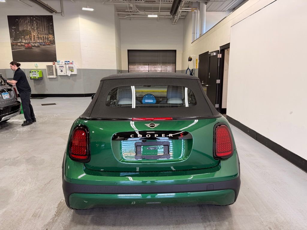 Certified 2025 MINI Cooper S image 4