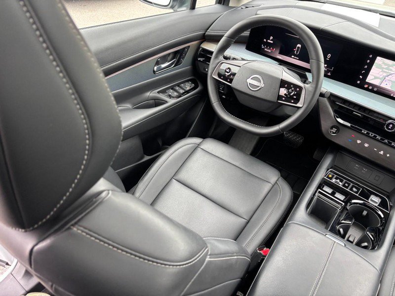 Used 2025 Nissan Murano SL AWD/4WD image 12