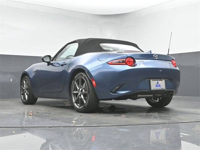 Used 2022 Volvo V60 T5 Cross Country w/ Advanced Package image 33