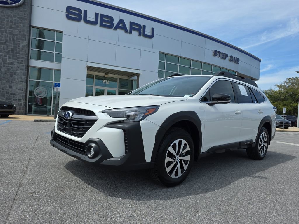 Certified 2025 Subaru Outback Premium image 2