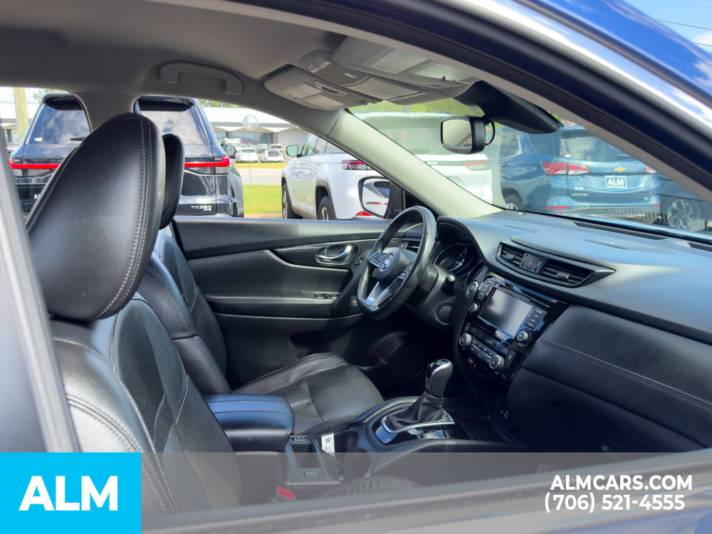 Used 2018 Nissan Rogue SL FWD image 14