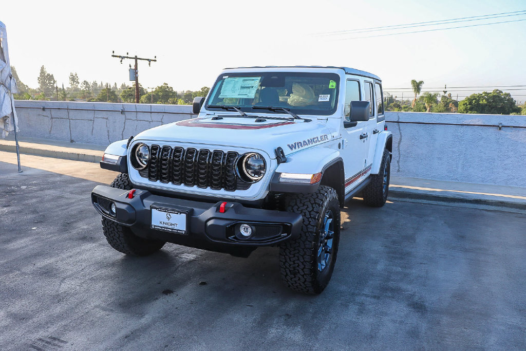 New 2026 Jeep Wrangler Unlimited Sport w/ Dual Top Group AWD/4WD image 4