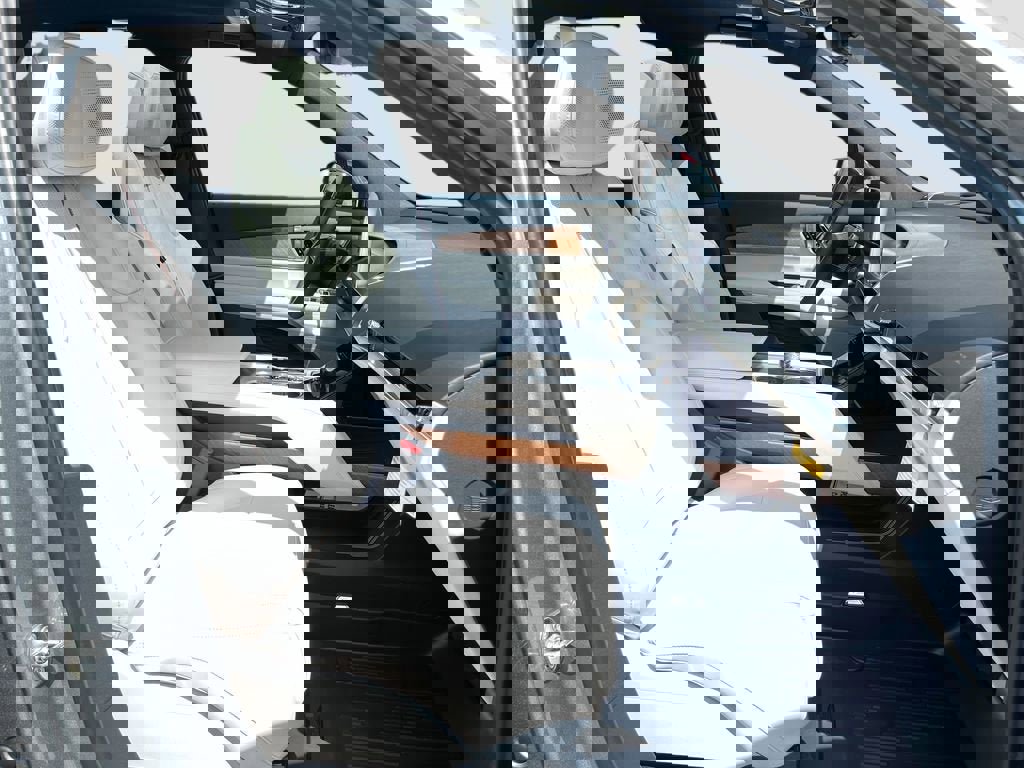 New 2026 Cadillac Vistiq Sport w/ LPO, Floor Liner Package image 30