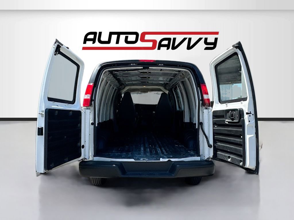 Used 2023 Chevrolet Express 2500 w/ Driver Convenience Package image 23