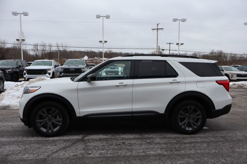 Used 2023 Ford Explorer XLT w/ Equipment Group 202A image 27