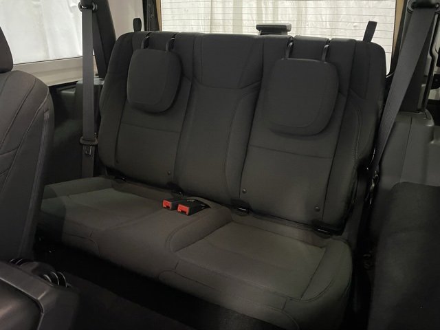 Used 2018 Jeep Wrangler Sport image 11